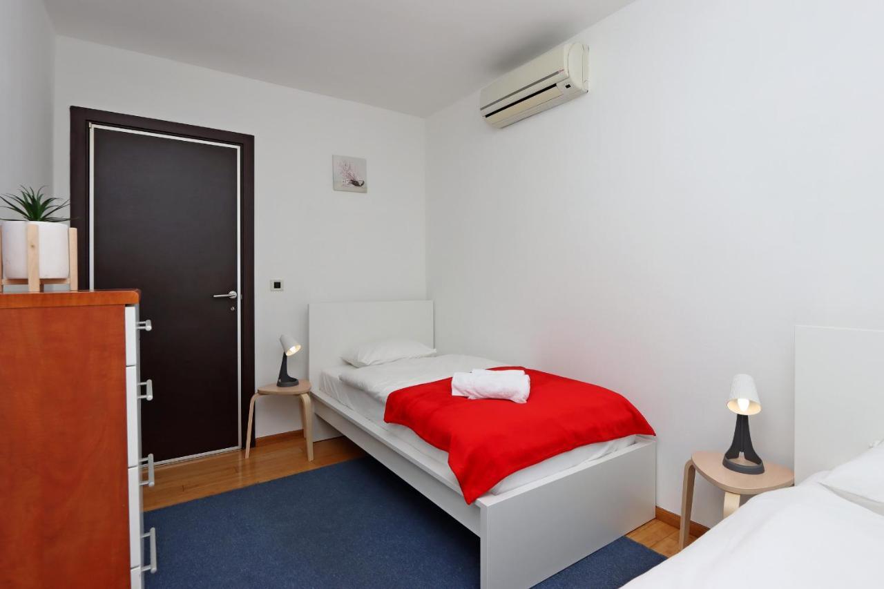 Starry Night - Smart Tv, Extra Big Bed, Big Bathtub, Private Parking, Sea View, Wifi, 2Bedrooms โวโลสโก ภายนอก รูปภาพ