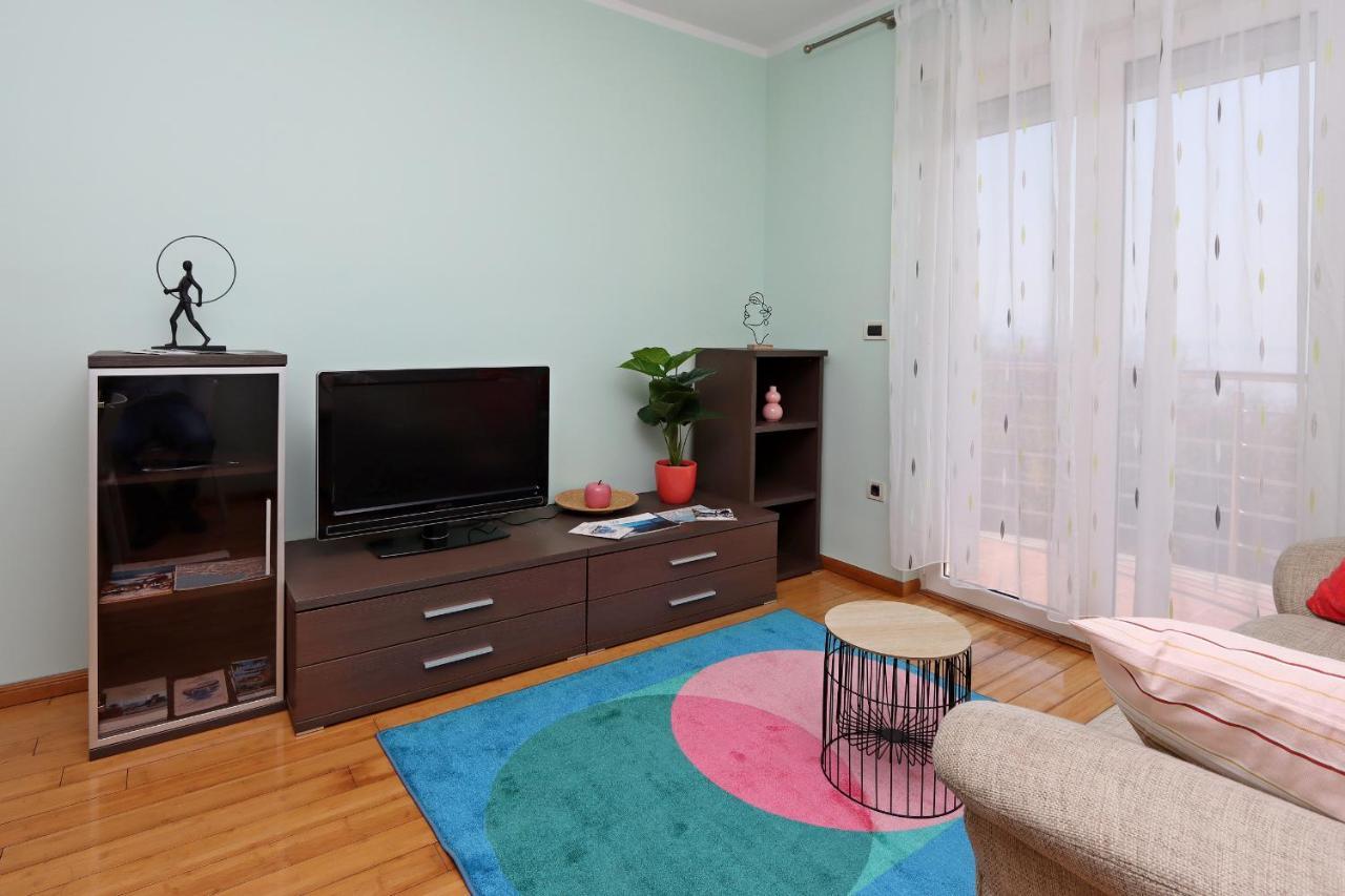 Starry Night - Smart Tv, Extra Big Bed, Big Bathtub, Private Parking, Sea View, Wifi, 2Bedrooms โวโลสโก ภายนอก รูปภาพ